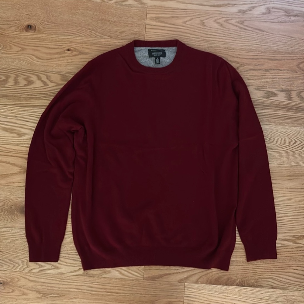 Men’s Nordstrom cashmere sweater like new condition